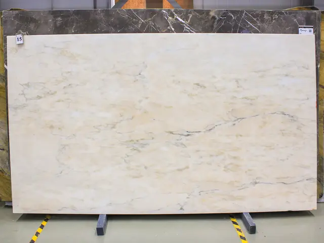 Слэб из мрамора ROSA PORTOGALLO полированный 2820x1590x20 мм, код 26423