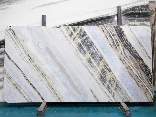 Слэб из мрамора LAZUR FANTASTICO PREMIUM полированный 2840x1400x20 мм, код 26342