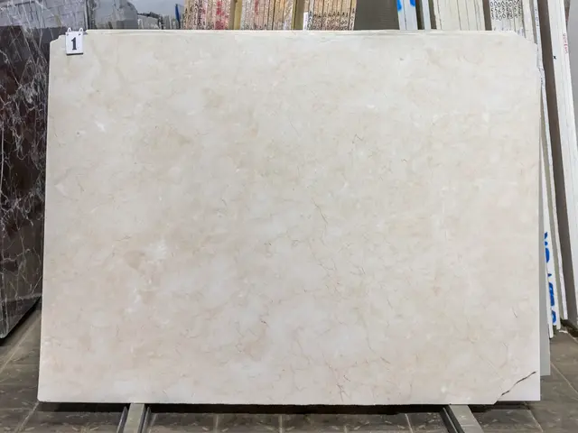 Слэб из мрамора CREMA NOVA полированный 1800x1350x30 мм, код 27577