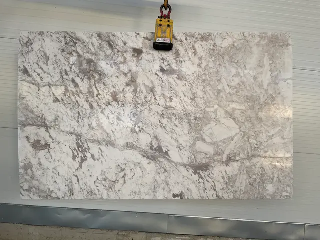 Слэб из мрамора PIRGON полированный 2970x1800x20 мм, код 14353