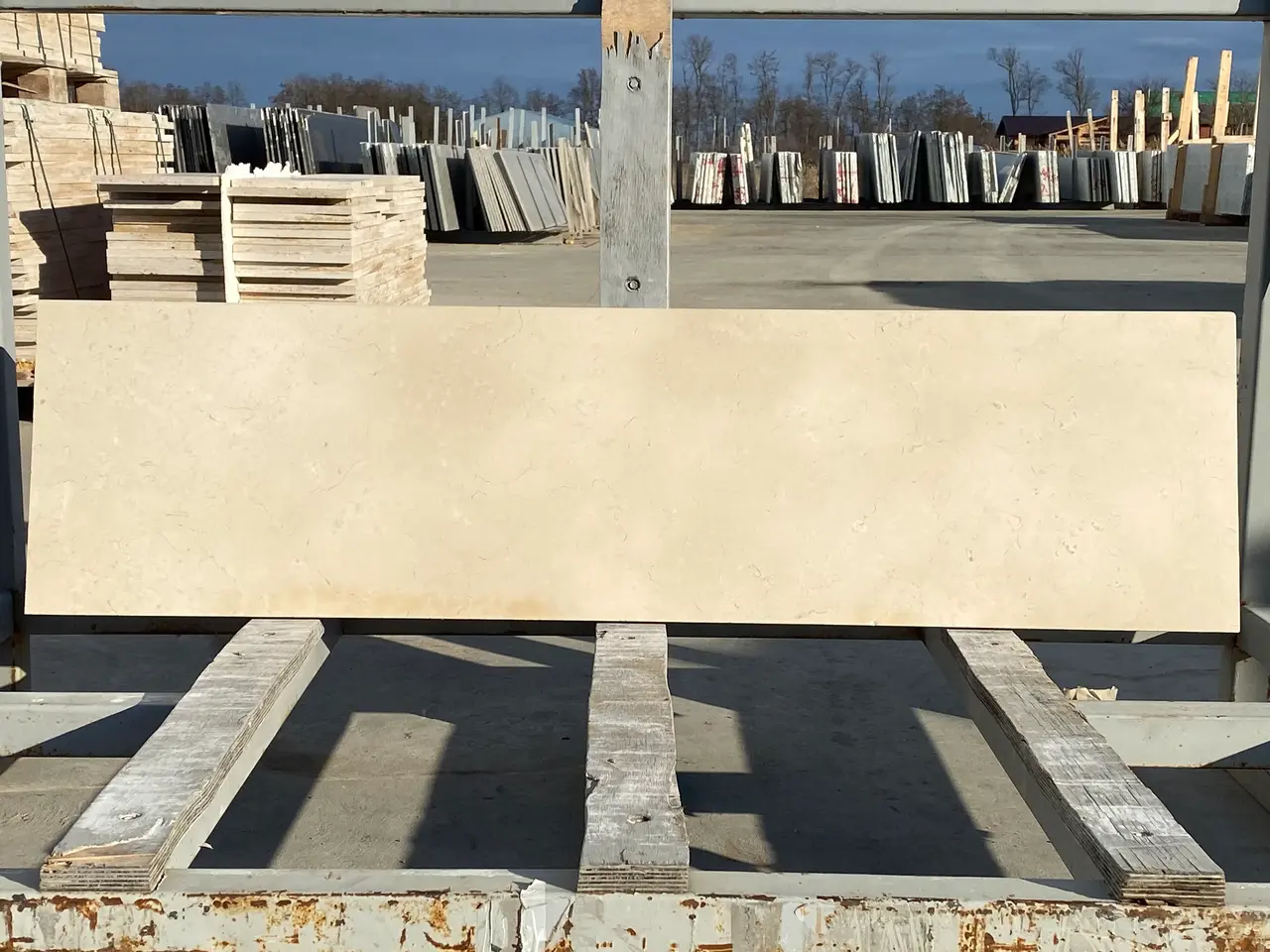 Ступень GALALA полированная 1250x330x20 мм, код 19083