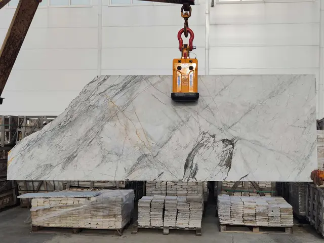 Полоса из мрамора STATUARIO полированный 1700x820x20 мм, код 26852