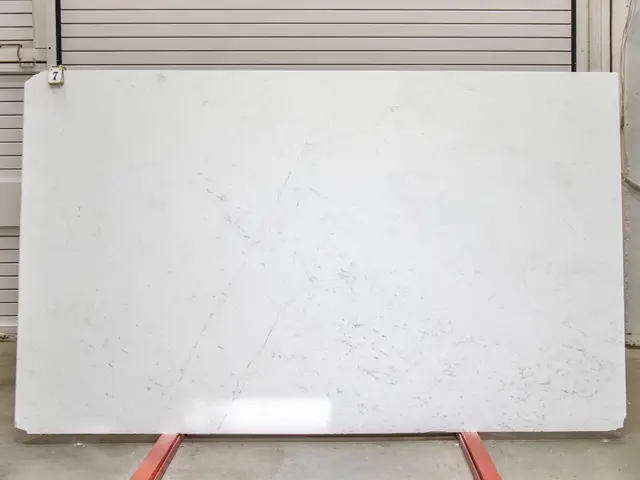 Слэб из мрамора PIRGON ALAS матовый 3050x1800x20 мм, код 25840