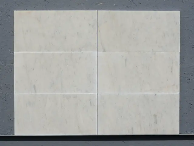 Плитка из мрамора KOELGA полированный 600x300x30 мм, код 27649