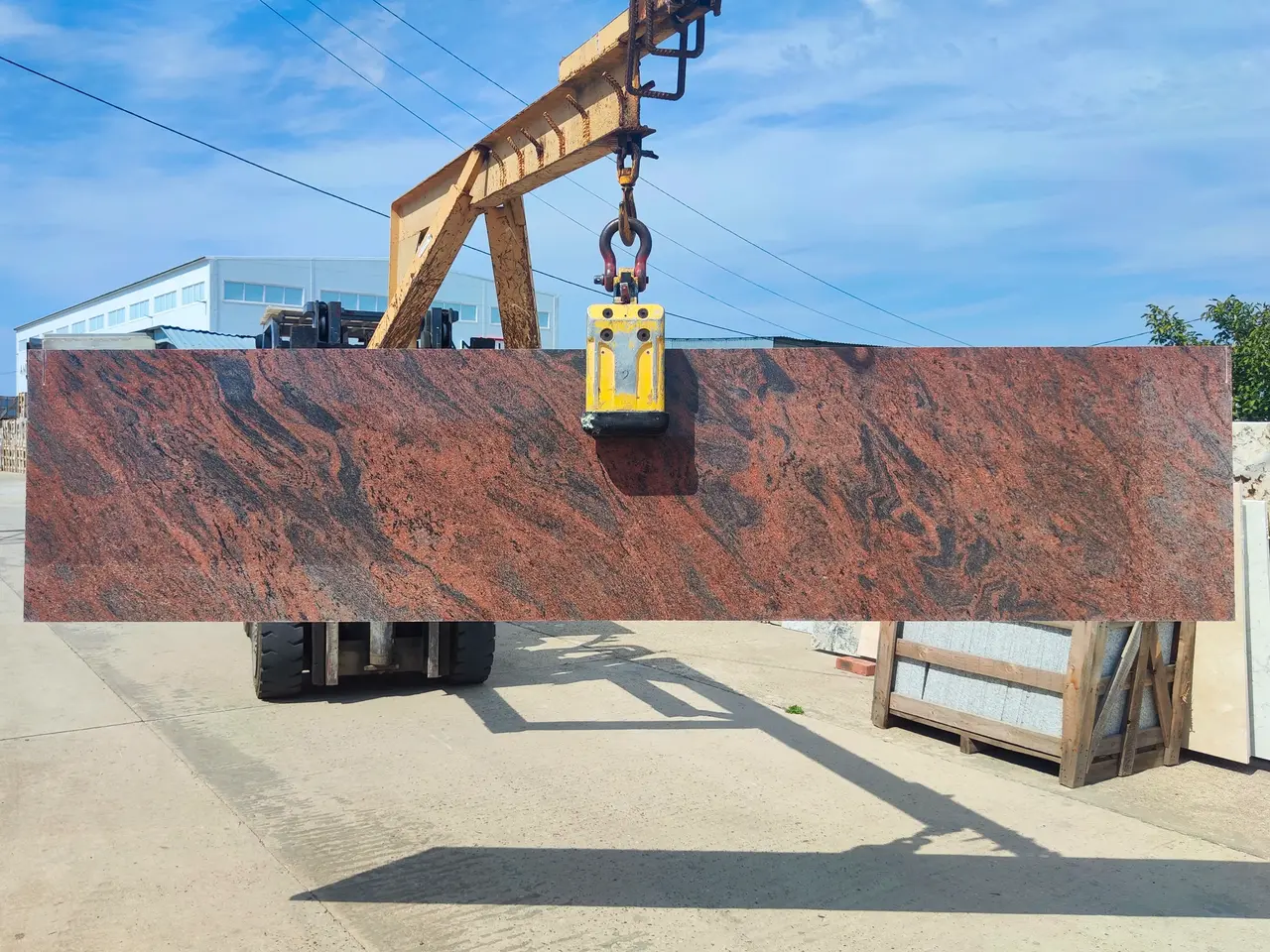 Полоса из гранита MULTICOLOUR RED полированный 2920x670x30 мм, код 25279