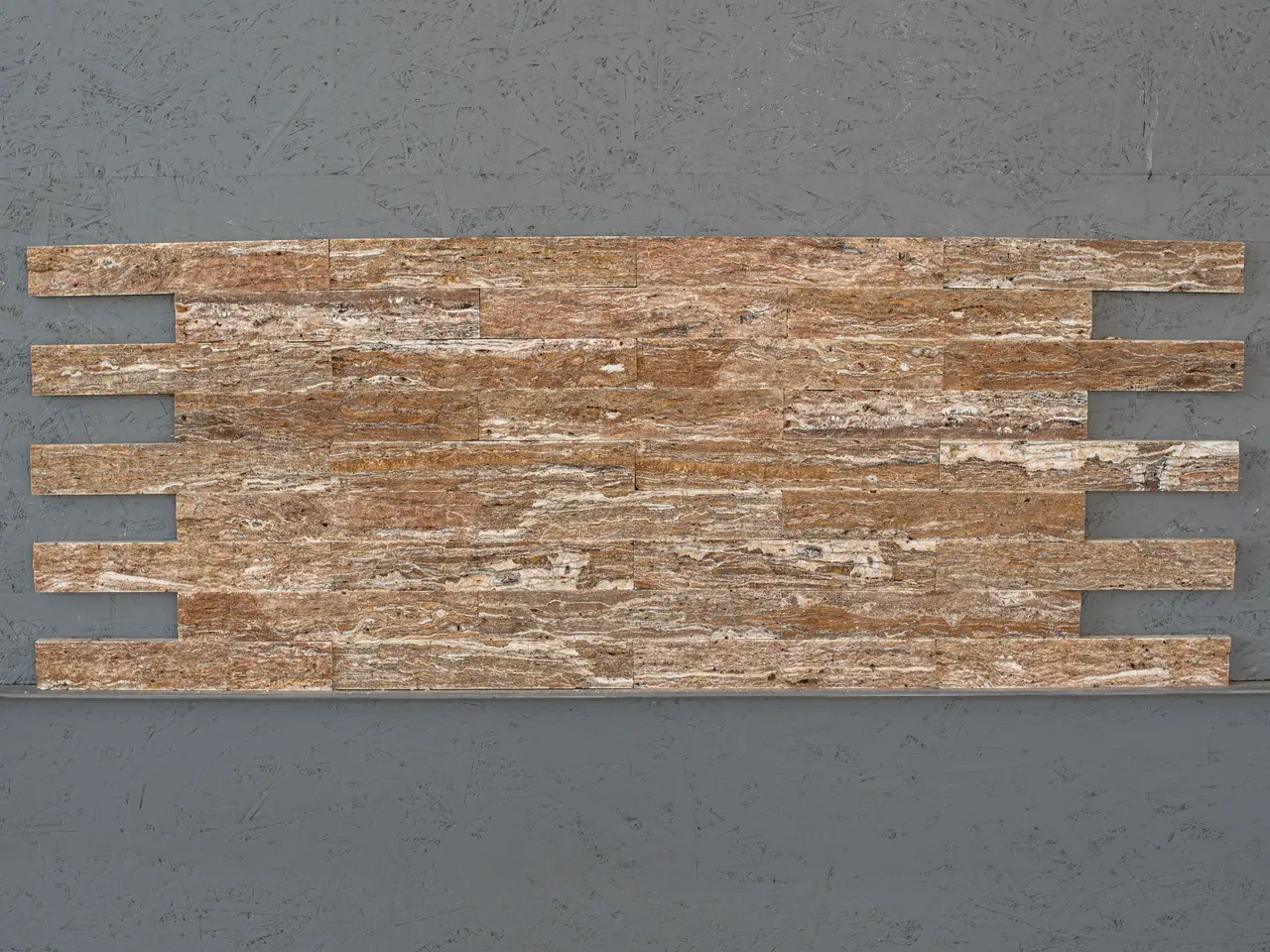 Плитка из травертина ZEBRA BROWN VEIN колотый 300x50x20 мм, код 19325