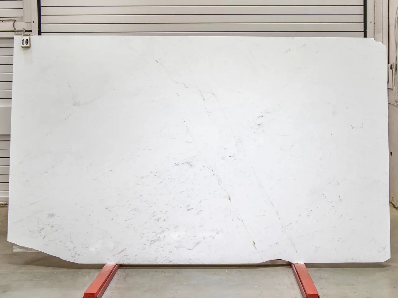 Слэб из мрамора PIRGON ALAS матовый 3050x1800x20 мм, код 25843