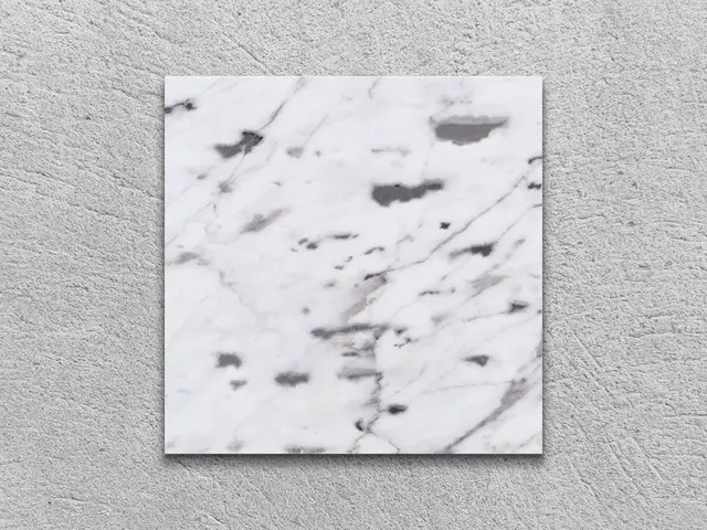 Слэб из мрамора BIANCO CARRARA GIOIA полированный 100x100x20 мм, код 26267