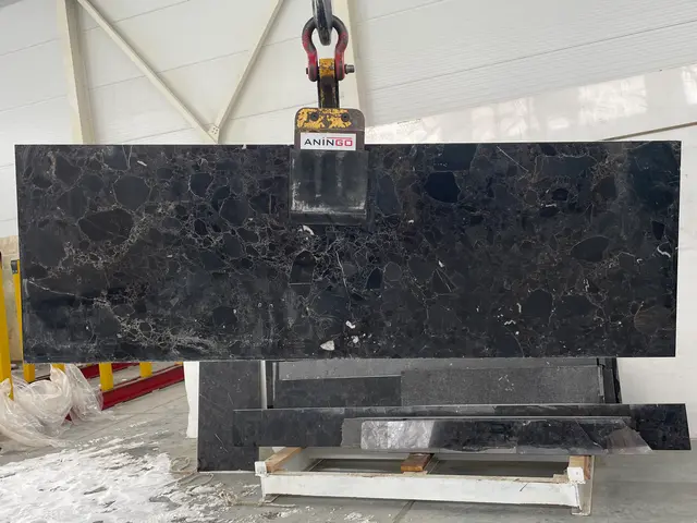 Полоса из мрамора MARSHALL полированный 1800x600x20 мм, код 19571