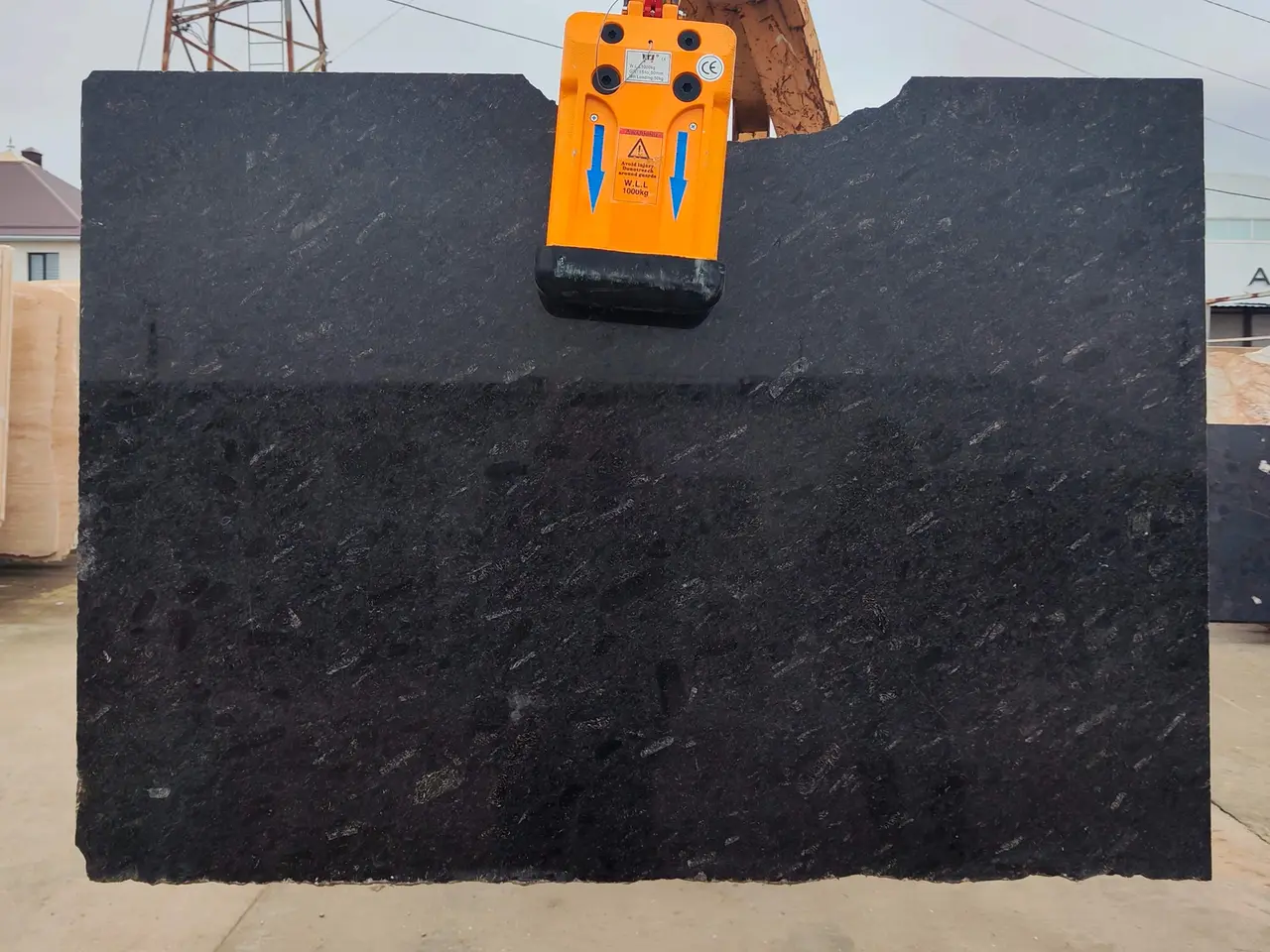 Полоса из гранита FLASH BLUE полированный 1300x900x20 мм, код 26518