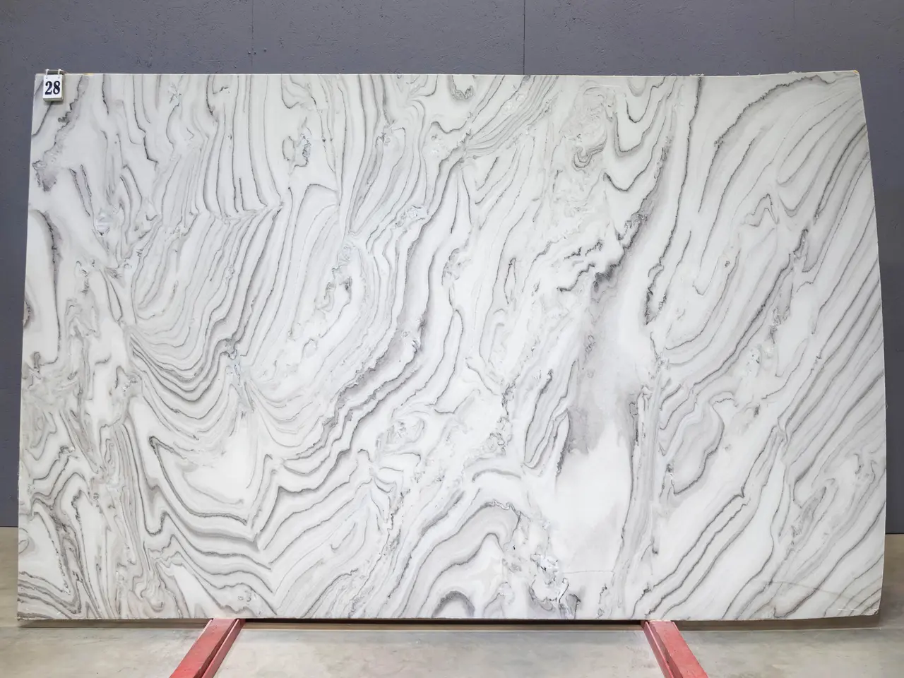 Слэб из мрамора AVALANCHE BRUNO полированный 2980x1860x20 мм, код 26326