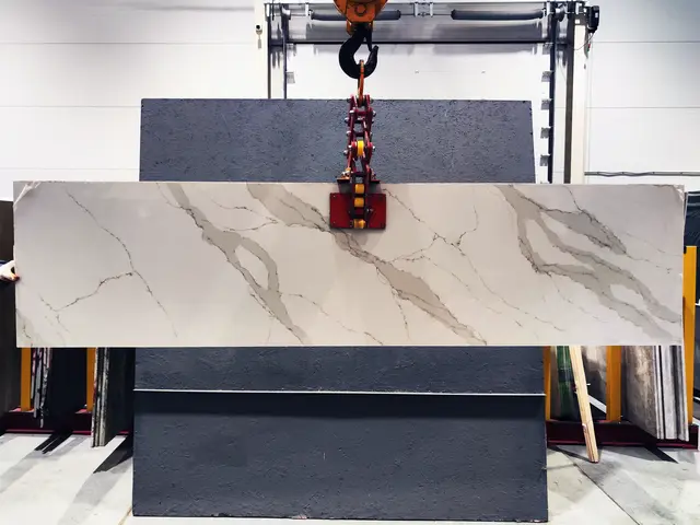 CALACATTA SUN полированный 3000x700x20 мм, код 29092