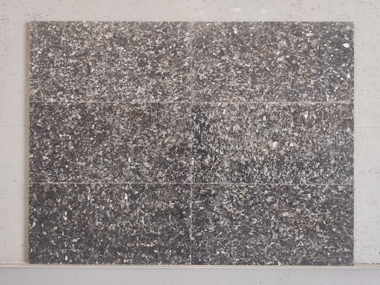 Плитка из лабрадорита BLUE PEARL полированный 600x300x18 мм, код 1147