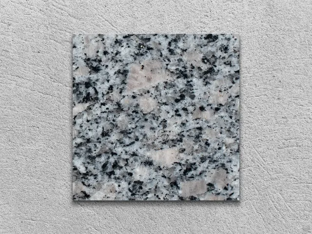 Слэб из гранита PEARL FLOWER 100x100x30 мм, код 2651