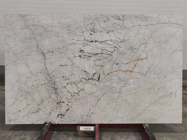 Слэб из мрамора STATUARIO полированный 2750x1700x20 мм, код 16828