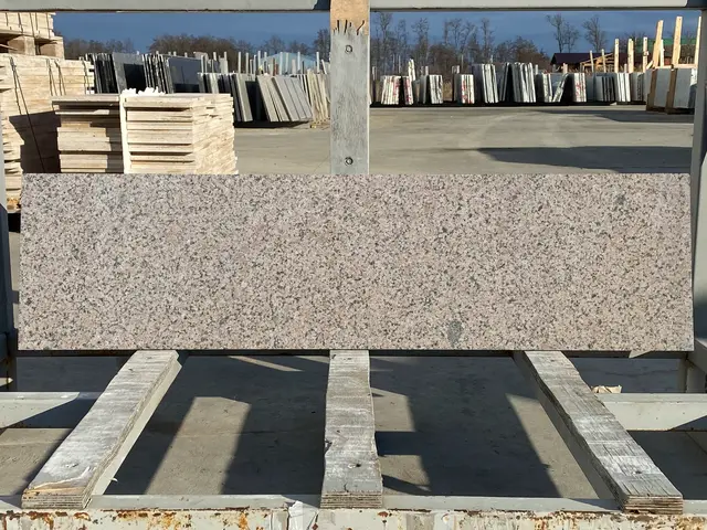 Ступень PIETRA ARABICA полированная 1250x330x20 мм, код 21504