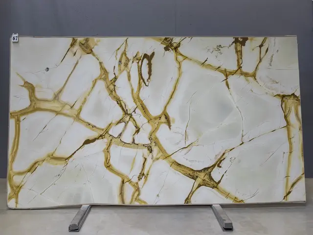 Слэб из кварцита BRECCIA ROMANO полированный 3370x1900x20 мм, код 26174