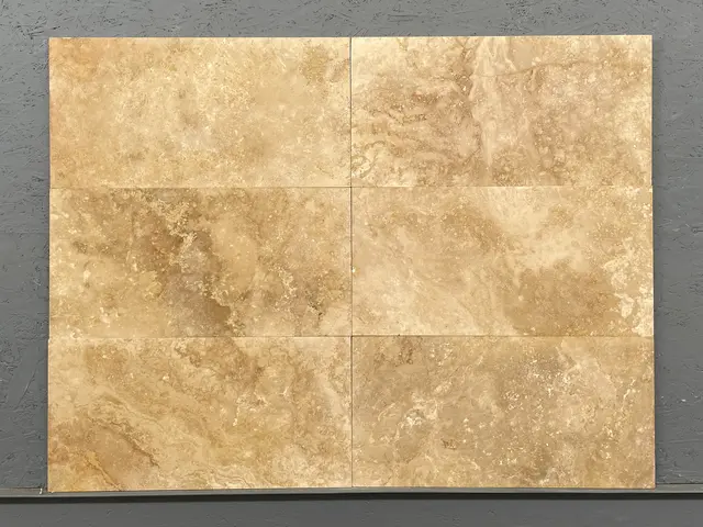 Плитка из травертина CLASSIC LIGHT 600x300x20 мм, код 7103
