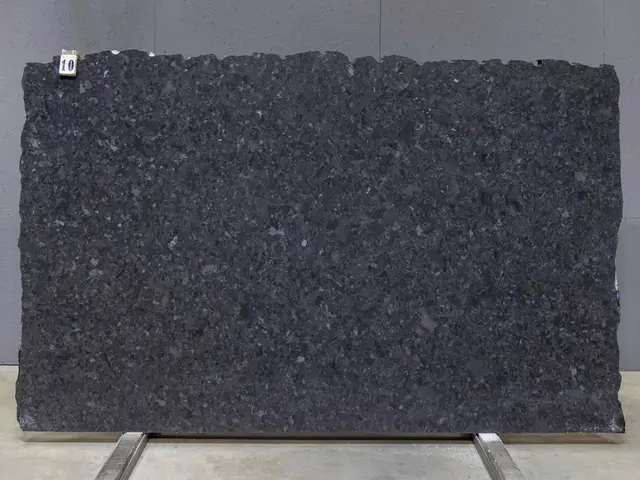 Слэб из гранита BROWN ANTIQUE LEATHER 2550x1550x30 мм, код 26453