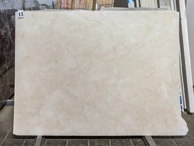 Слэб из мрамора CREMA NOVA полированный 1900x1400x30 мм, код 27589