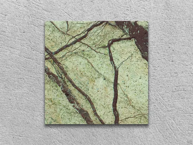 Слэб из мрамора BIDASAR GREEN антик 100x100x30 мм, код 2659