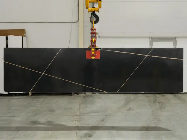 SAHARA NOIR полированный BQ9700 3300x825x20 мм, код 27537