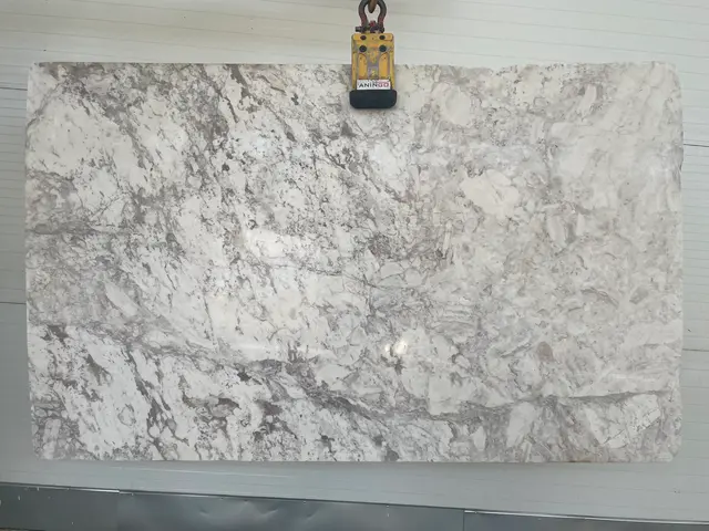 Слэб из мрамора PIRGON полированный 2950x1800x20 мм, код 14367