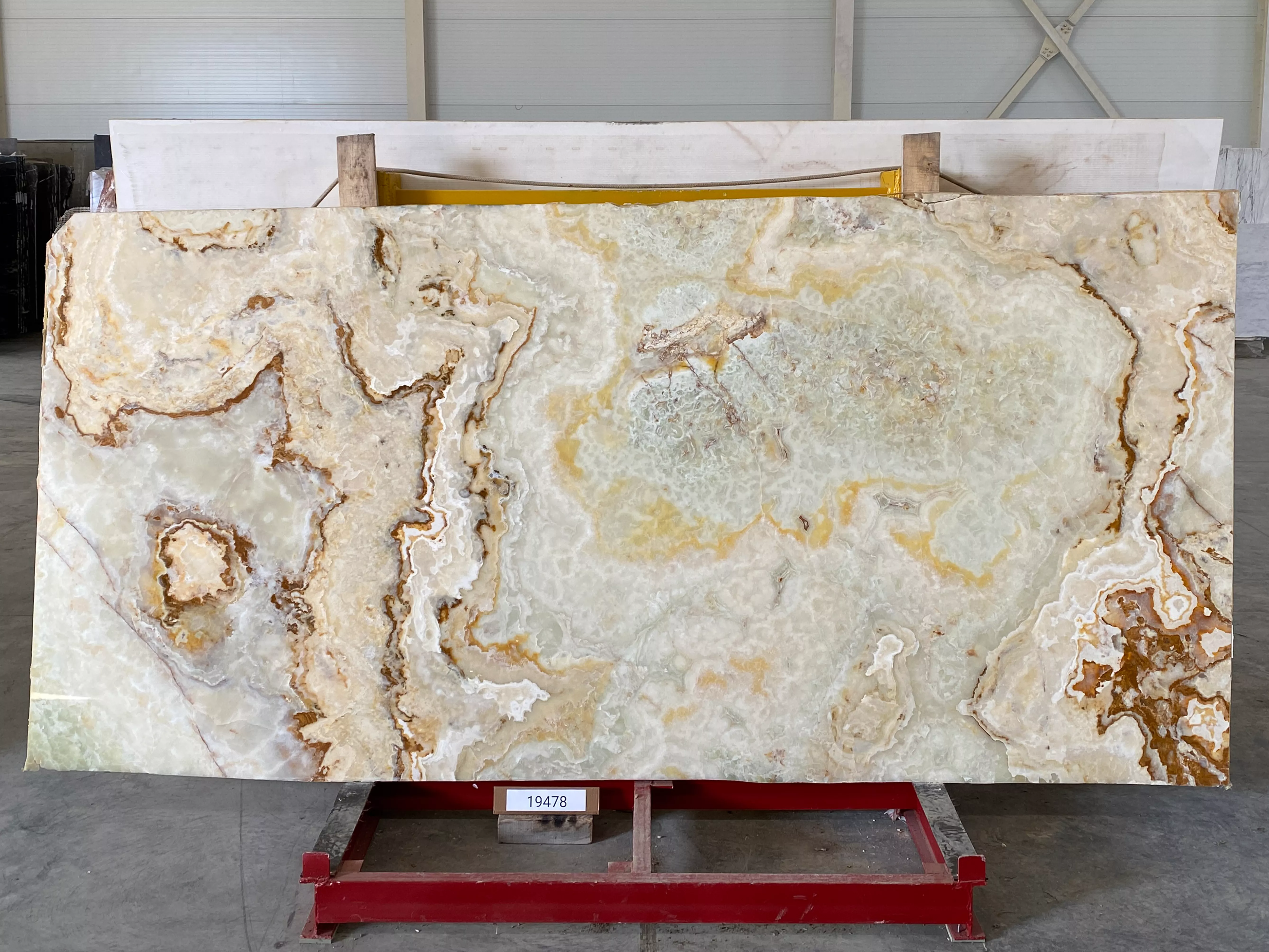 Слэб из оникса ONICE WHITE FLORENCE полированный 3130x1450x20 мм, код 19478