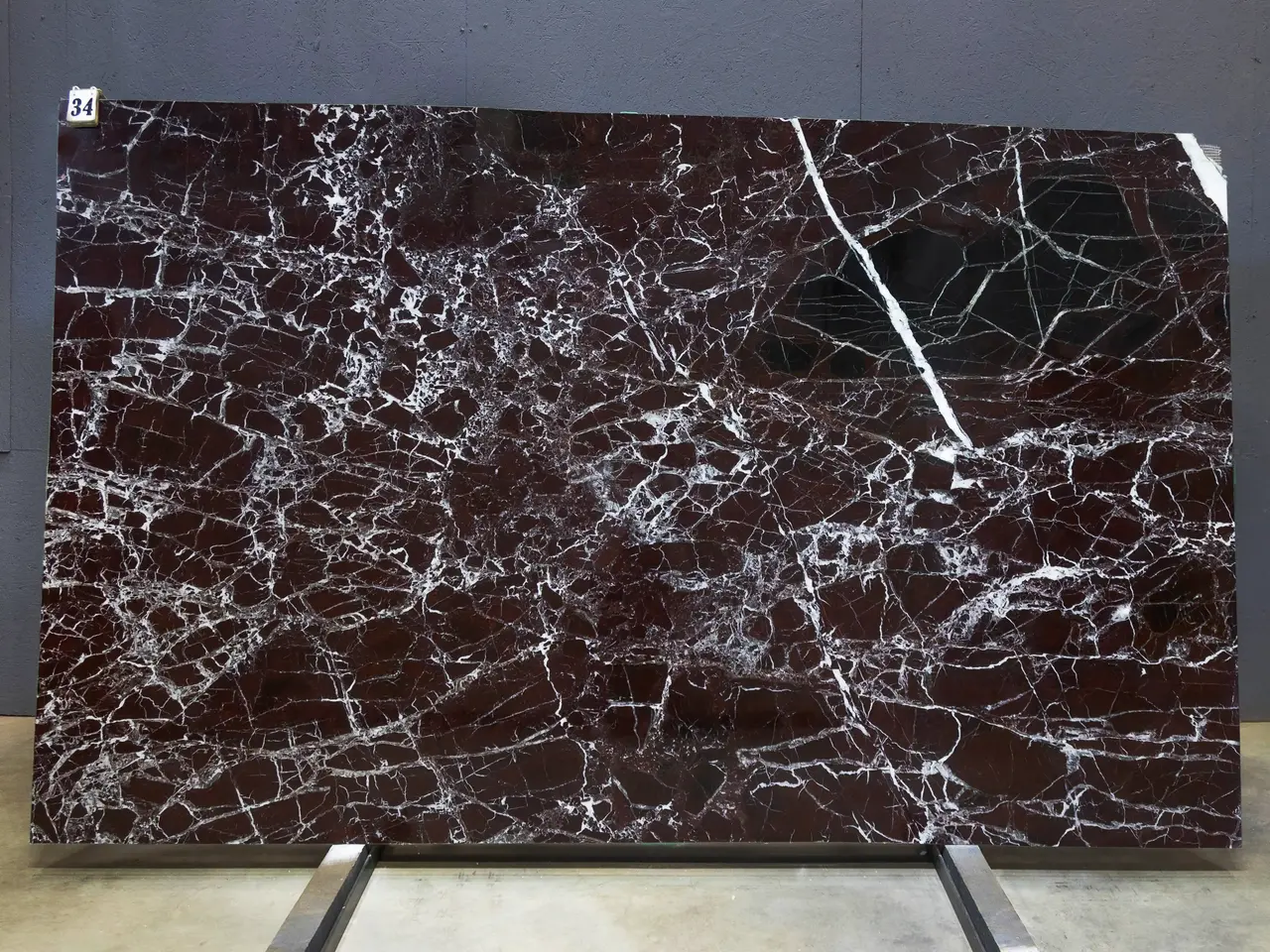 Слэб из мрамора ROSSO LEVANTO PREMIUM полированный 2850x1690x20 мм, код 28461