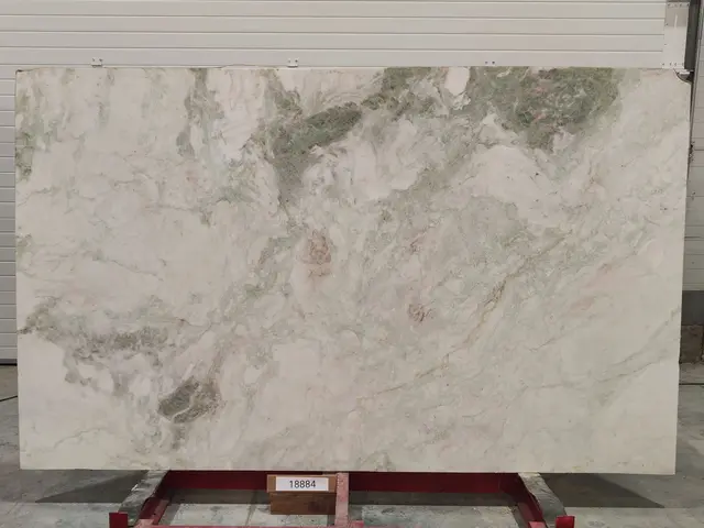 Слэб из оникса LADY ONYX полированный 2600x1600x20 мм, код 18884