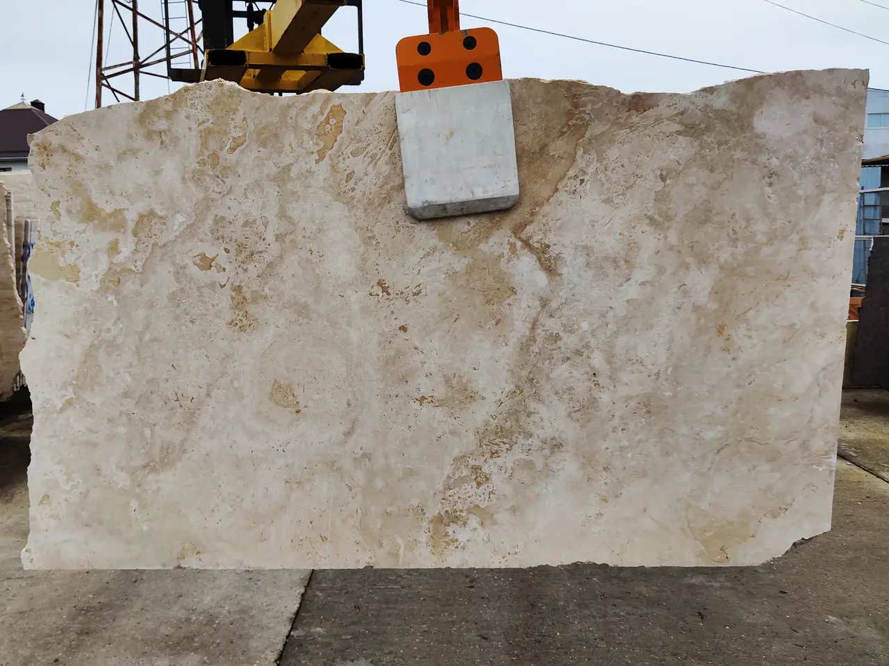 Полоса из травертина CLASSIC LIGHT 1560x870x20 мм, код 28907