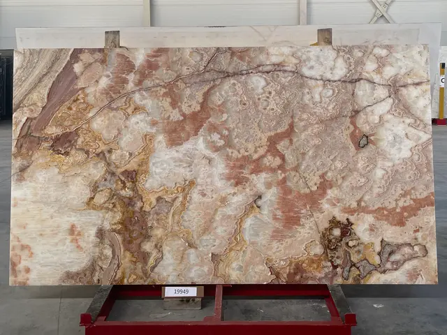 Слэб из оникса ONICE VIOLA полированный 2850x1600x20 мм, код 19949