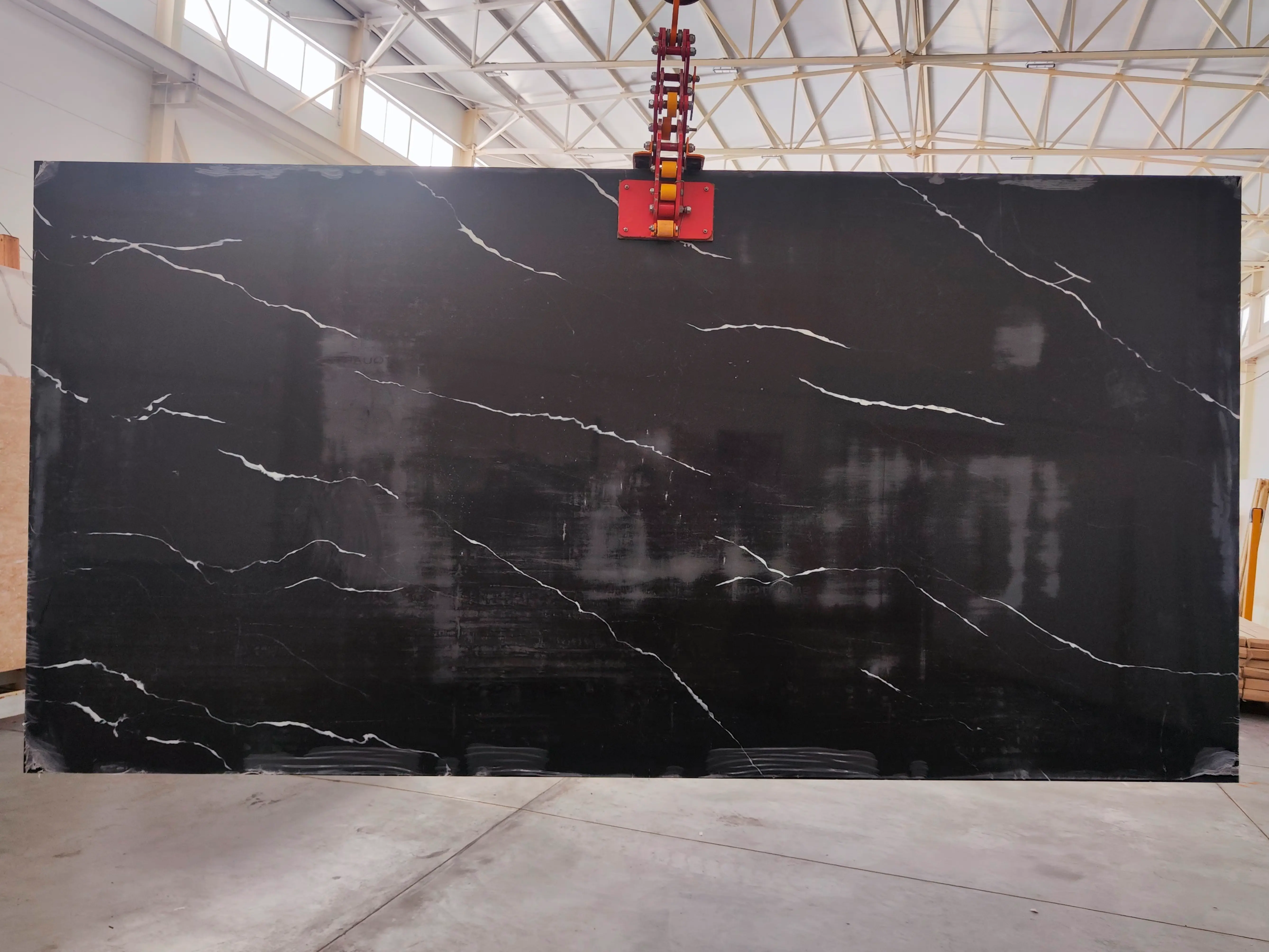 MARQUINA полированный 3200x1600x20 мм, код 25092