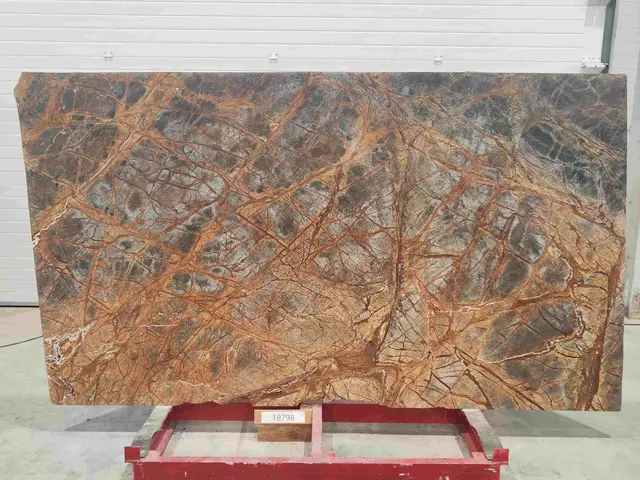 Слэб из мрамора BIDASAR BROWN полированный 2750x1580x20 мм, код 18798