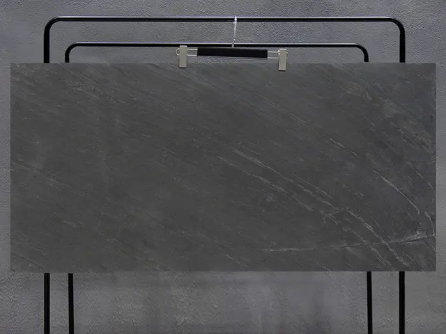 OCEAN BLACK 1220x610x2 мм, код 27184