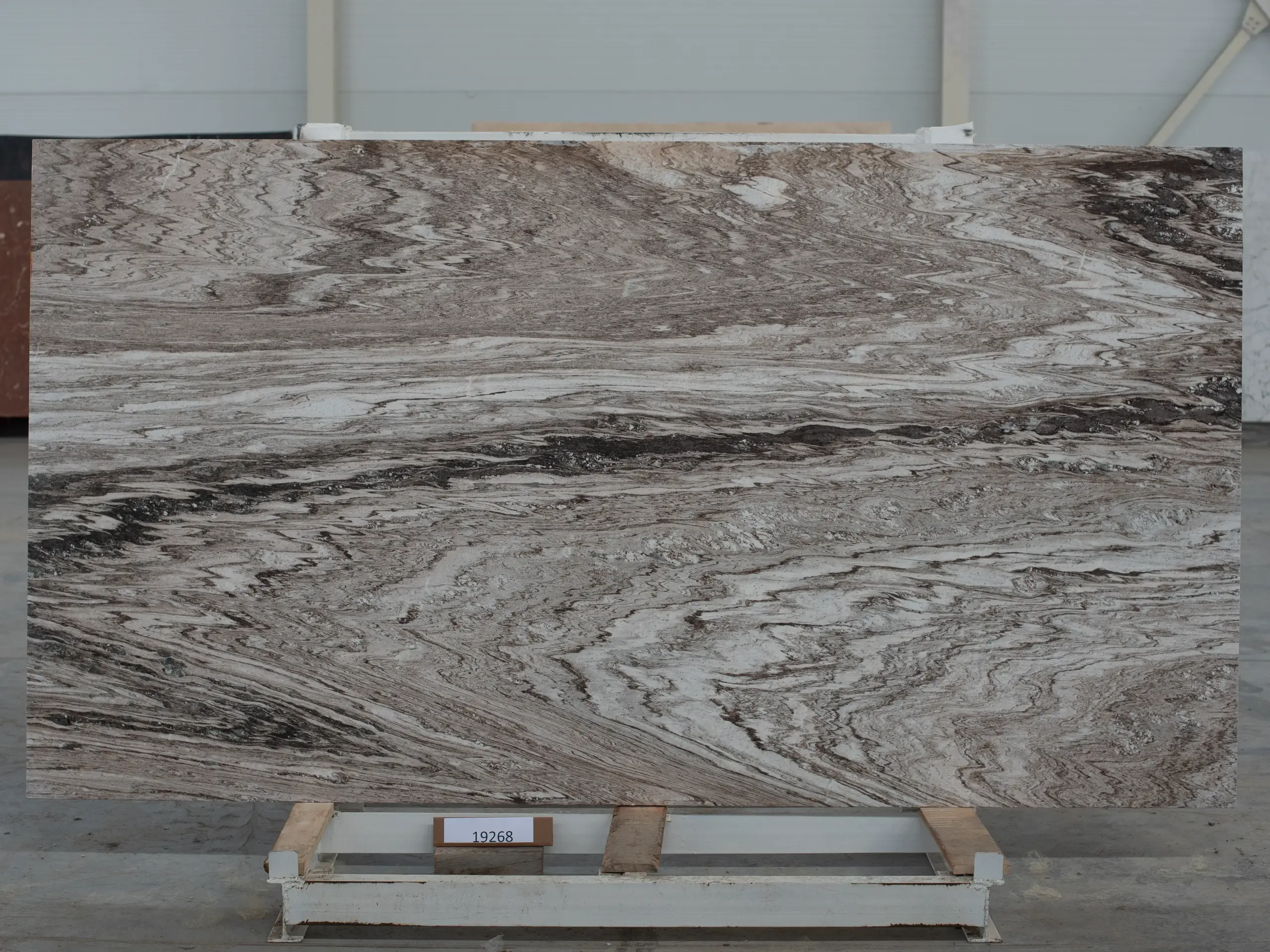 Слэб из мрамора PALISSANDRO полированный 2870x1560x20 мм, код 19268