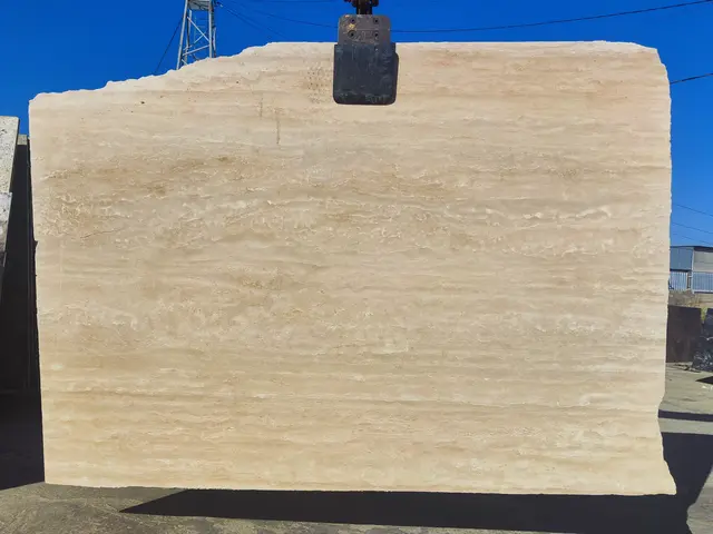 Слэб из травертина CLASSIC LIGHT 2320x1500x30 мм, код 22361