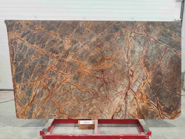 Слэб из мрамора BIDASAR BROWN полированный 2760x1620x20 мм, код 18818