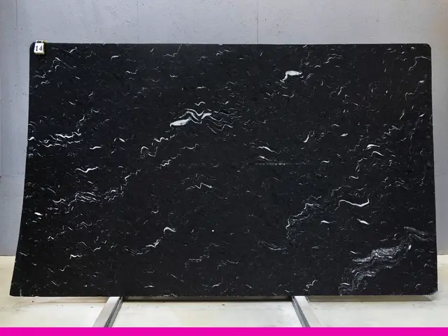 Слэб из гранита LAGUNA BLACK LEATHER 3270x2010x30 мм, код 29364