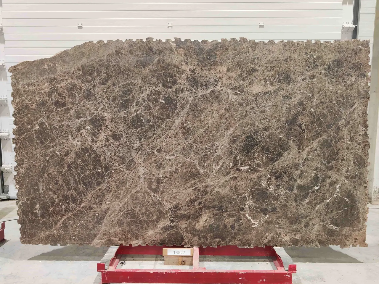 Слэб из мрамора EMPERADOR DARK полированный 3200x1750x30 мм, код 14527