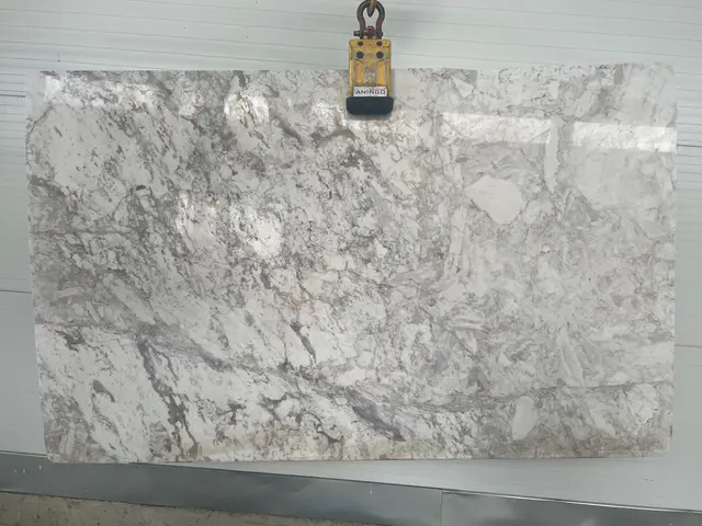 Слэб из мрамора PIRGON полированный 2950x1800x20 мм, код 14365