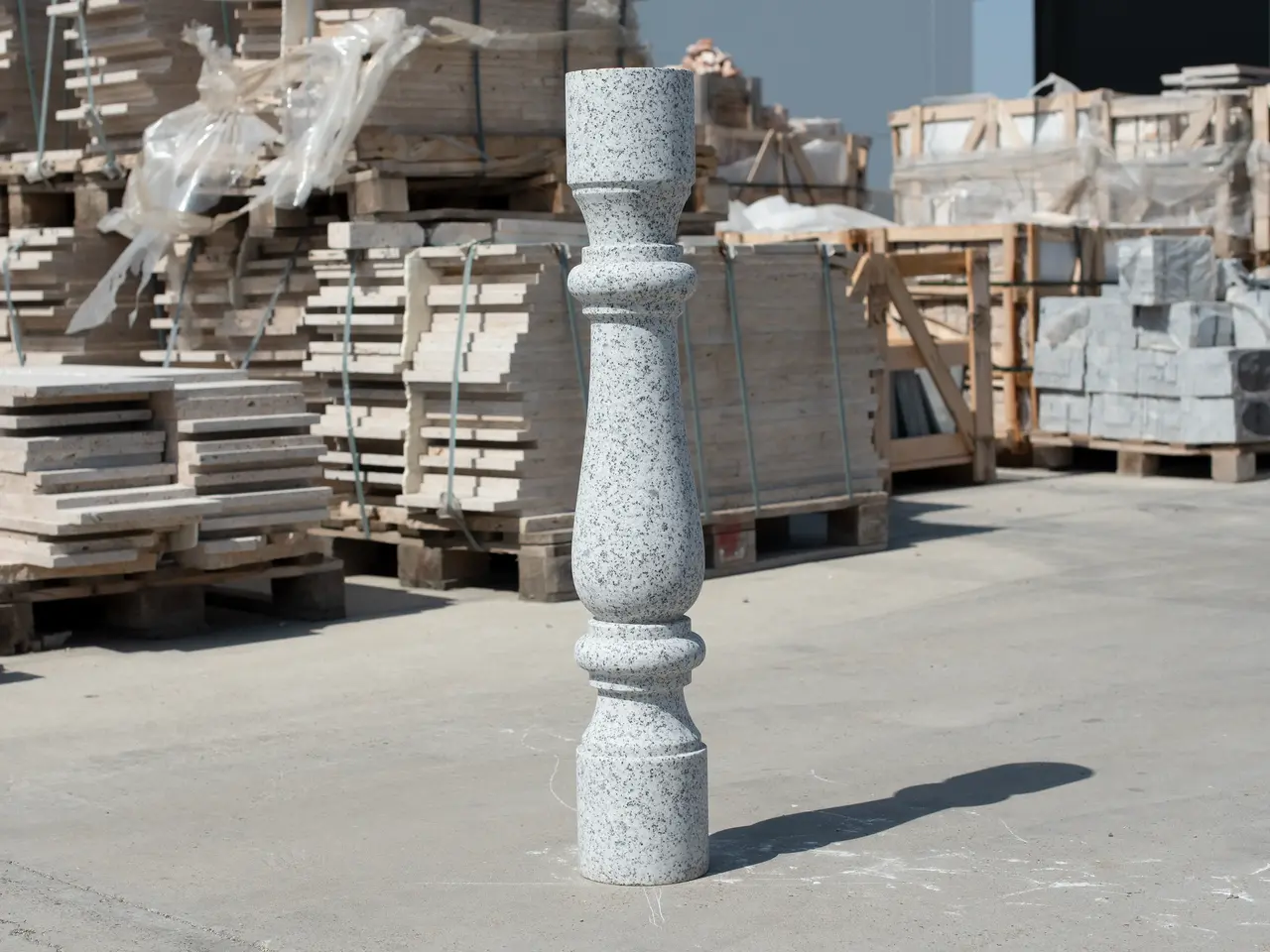 Балясина BELLA WHITE M8 900x140x140 мм, код 16888