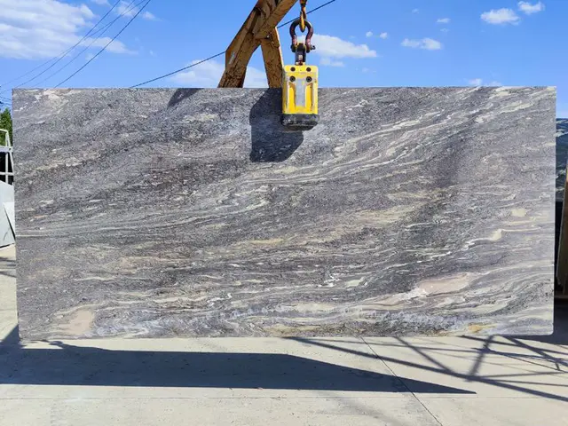 Слэб из мрамора SCORPIO полированный 3000x1400x30 мм, код 24253