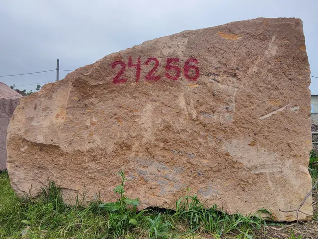 Туф Блок из туфа ANI 2000x1400x1300 мм, код 24256