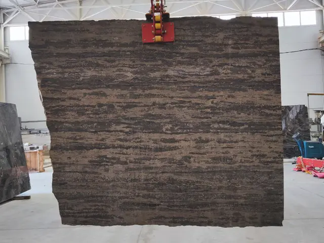 Слэб из мрамора COFFEE BEAN 1700x1570x30 мм, код 16592