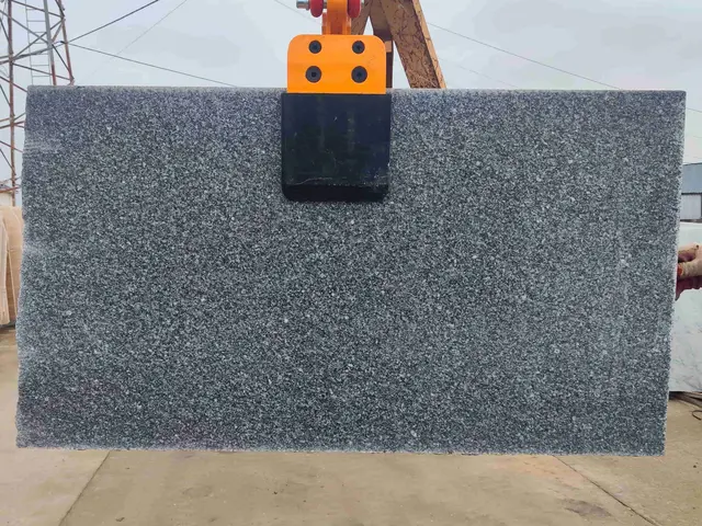 Полоса из гранита SESAM LIGHT 1300x740x30 мм, код 26517