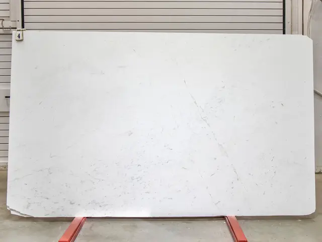 Слэб из мрамора PIRGON ALAS матовый 3050x1800x20 мм, код 25837