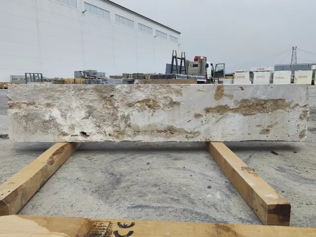 Травертин Блок из травертина DIAMOND 1800x350x200 мм, код 24012