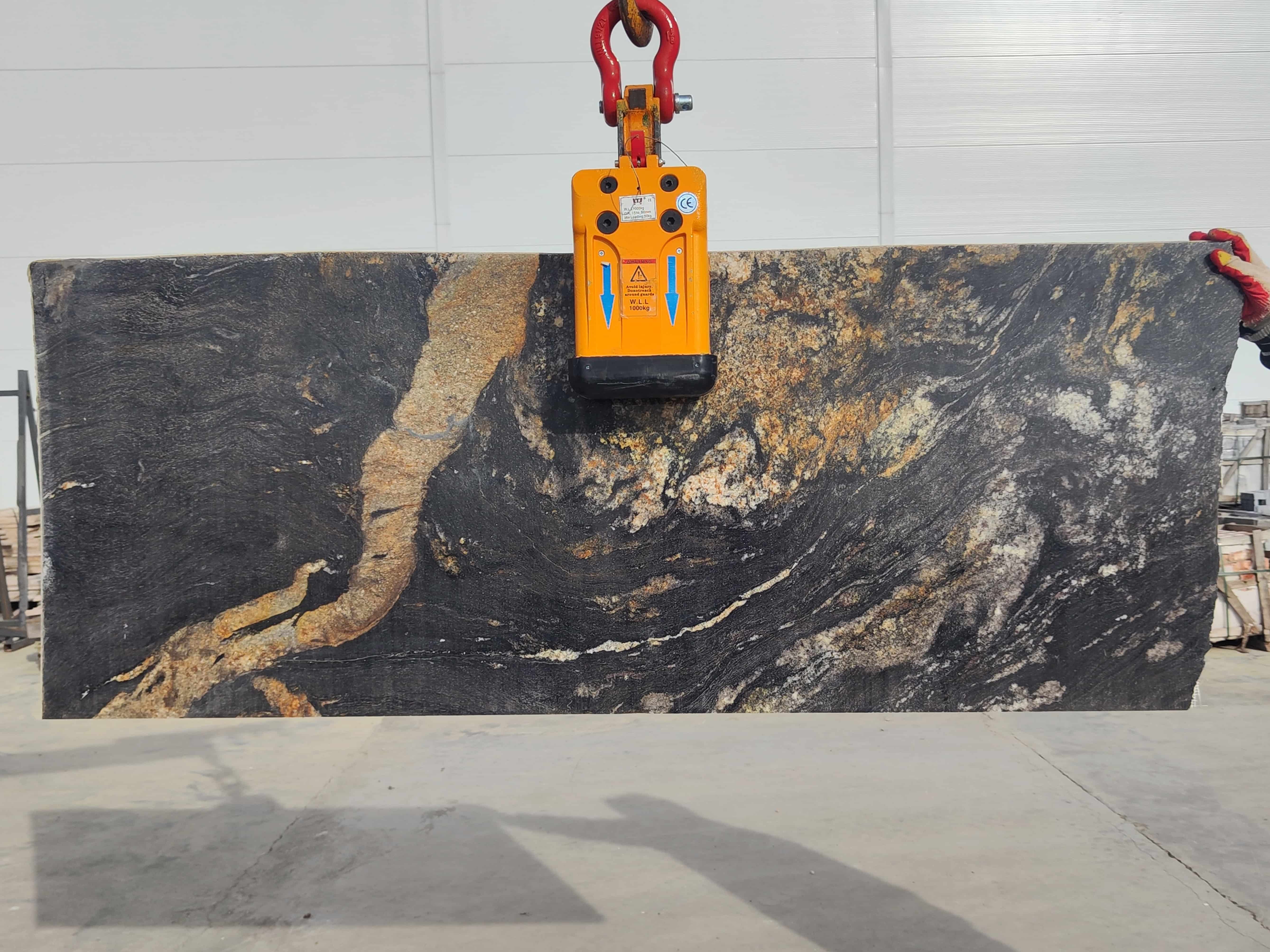 Полоса из гранита METALICUS полированный 1750x680x20 мм, код 26875