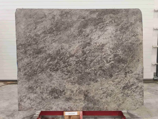 Слэб из мрамора TUNDRA BLUE полированный 2150x1730x18 мм, код 26594